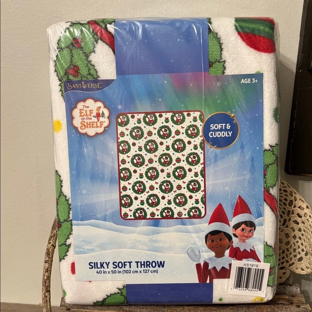 NWT Elf On The Shelf Holiday Christmas Super Soft Silk Touch Throw